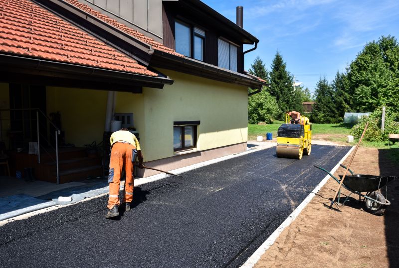 Driveway Blacktopping Service